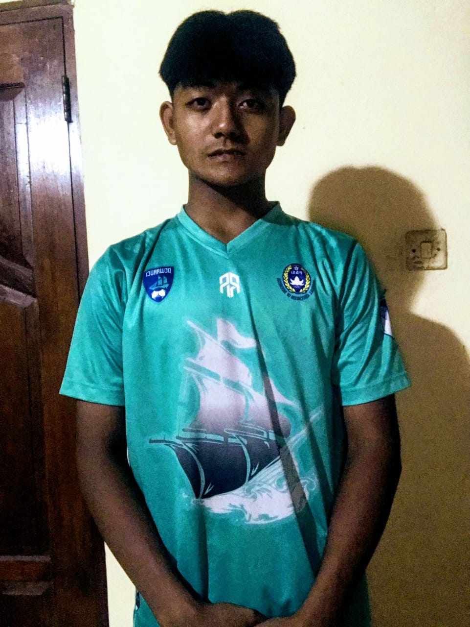 EL AZZAM FIROEI AL HAQ